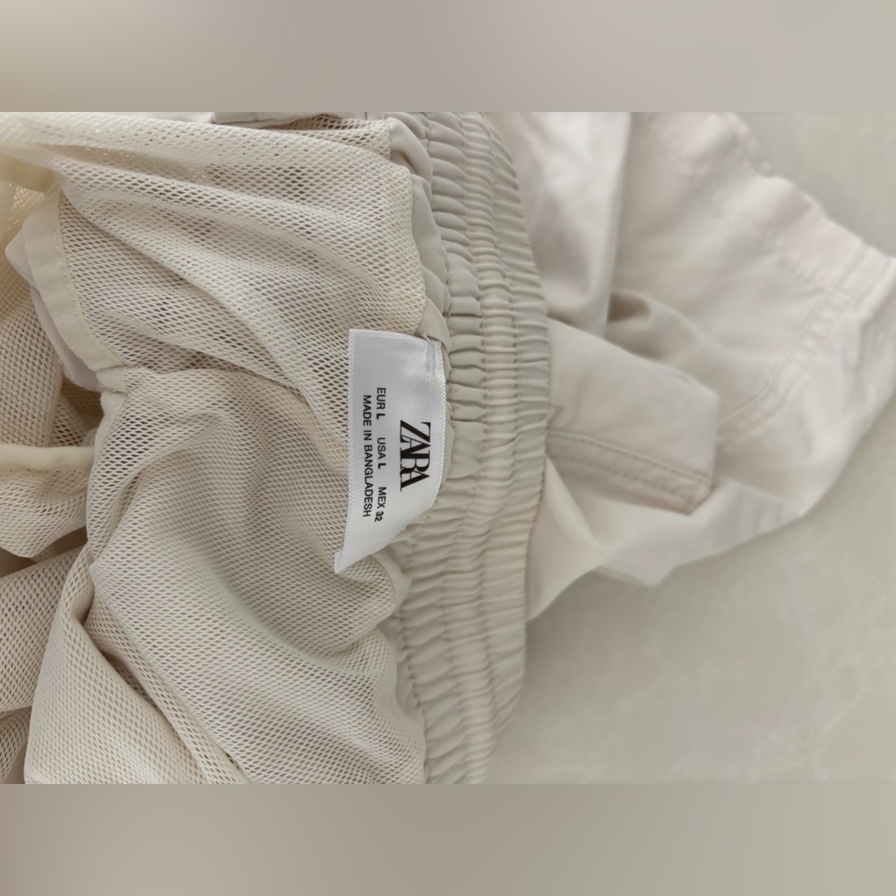 Zara White swim trunks Men's Shorts - Picture 3 of 3
